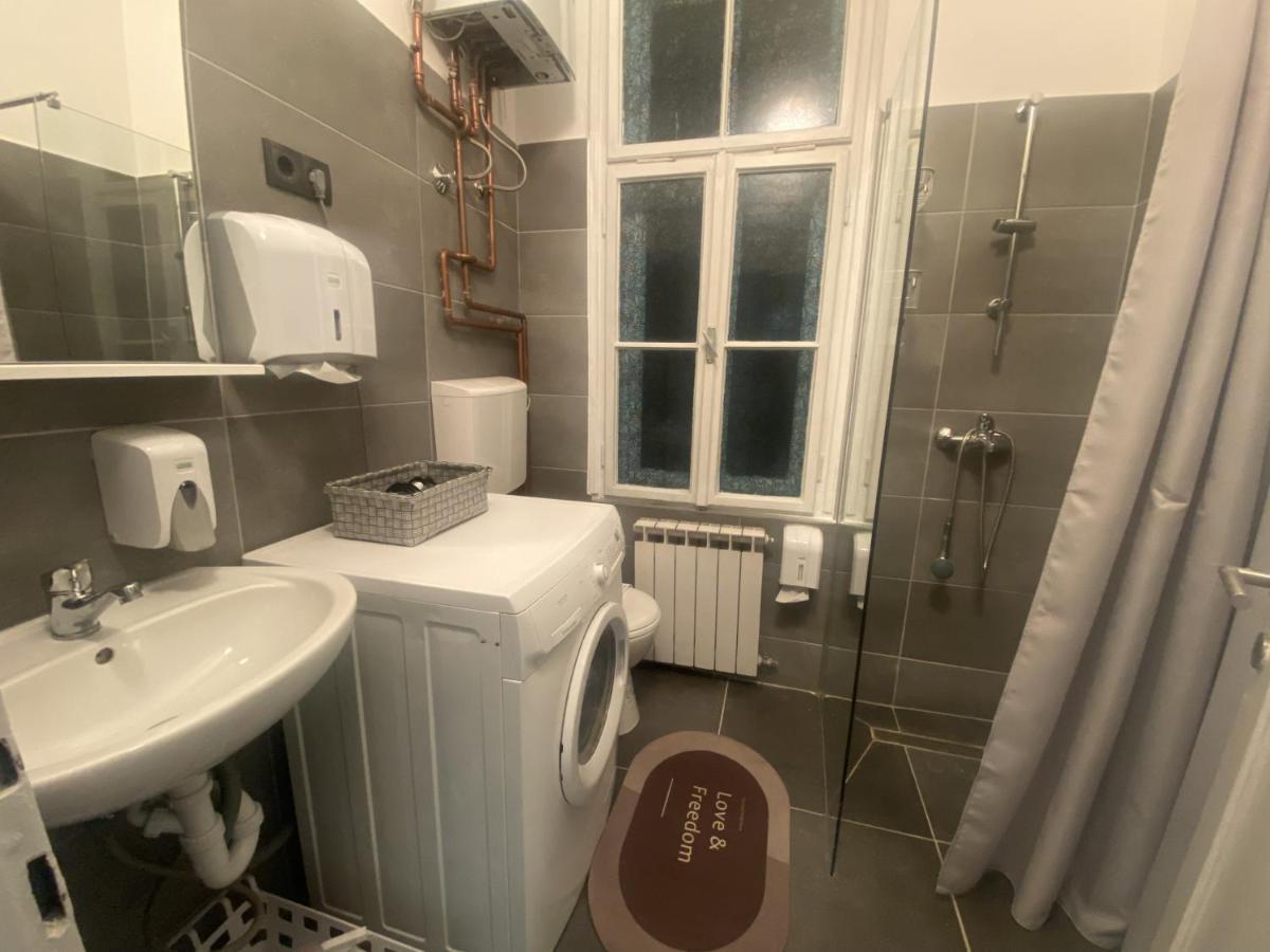 סראייבו Fg Boutique Hostel מראה חיצוני תמונה